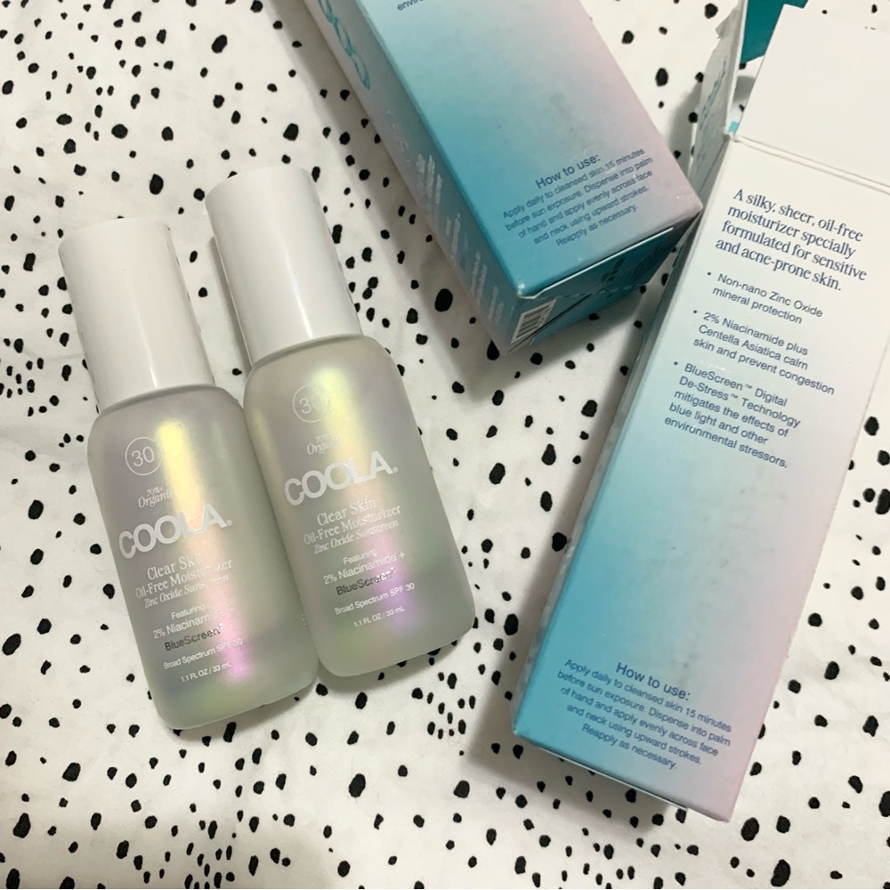 2) COOLA Clear Skin Oil Free Moisturizer Full Size